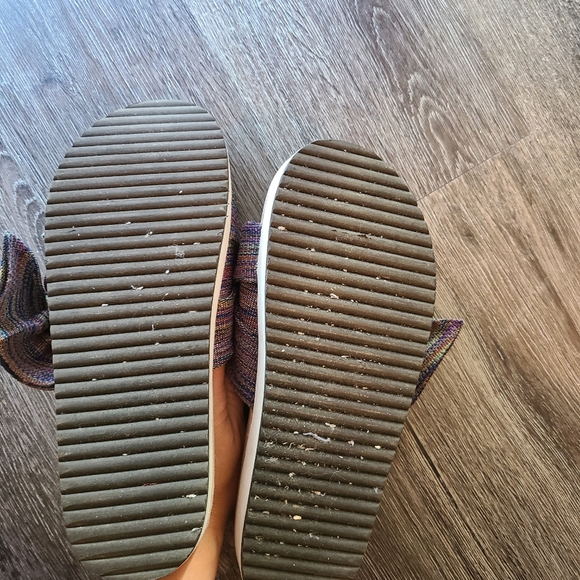 Lord & Taylor Design Lab Slides - Picture 4 of 4